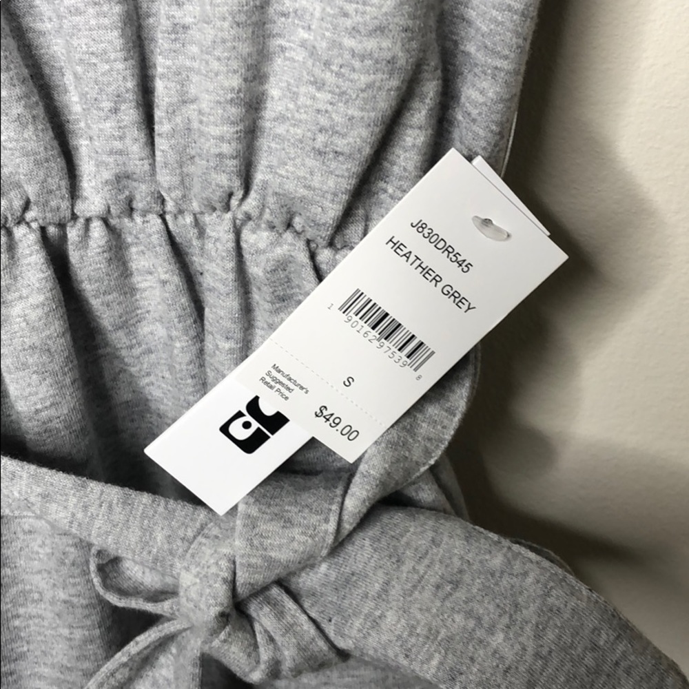 Girl Joe's gray sweatshirt material dress - Picture 9 of 10